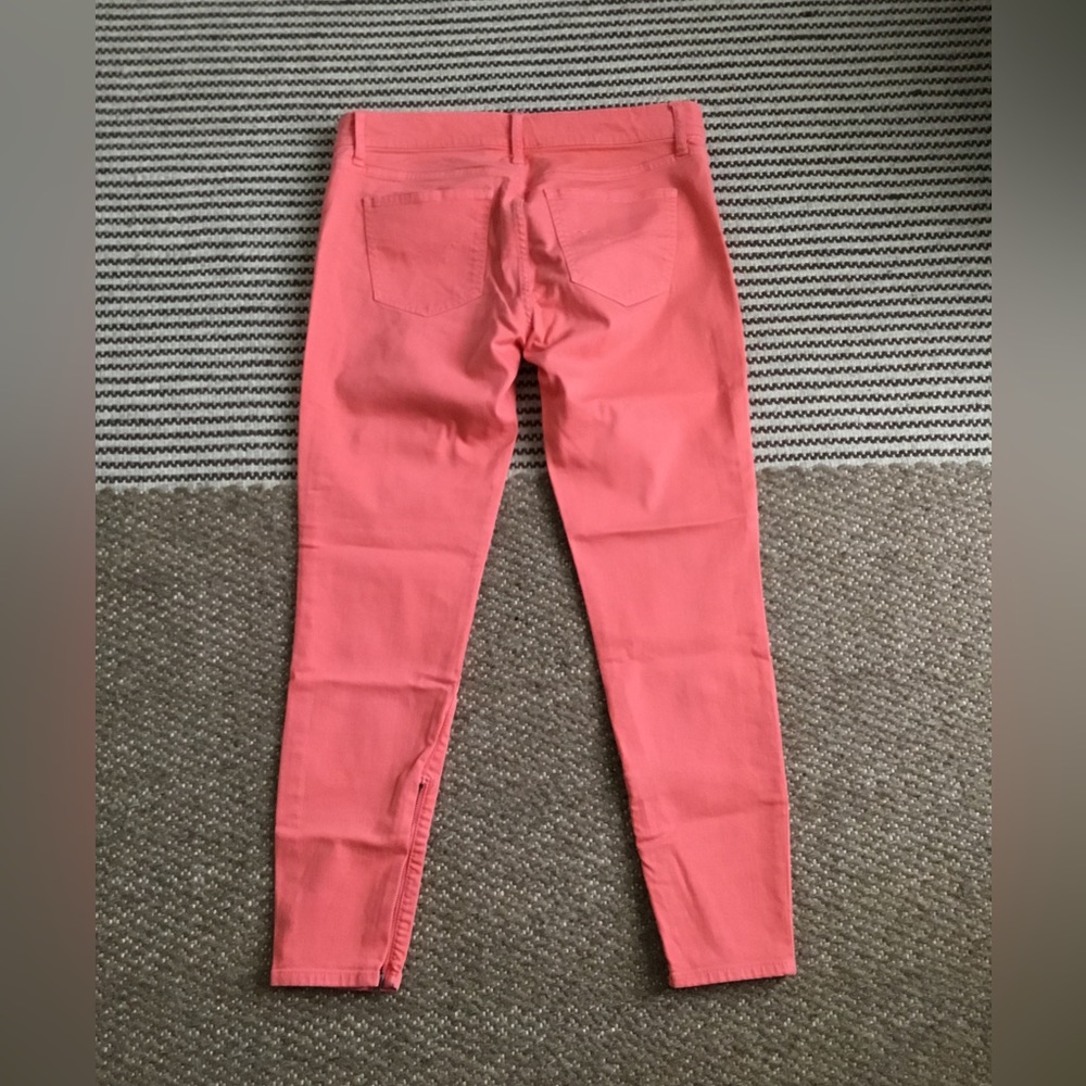 GAP - Picture 5 of 16